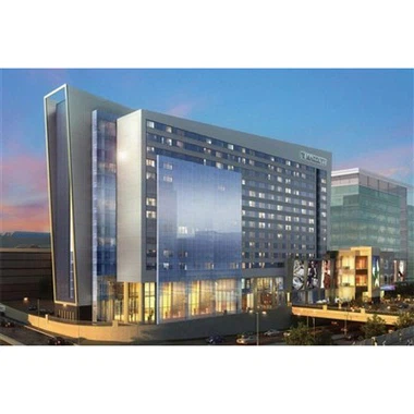 Centro comercial de estructura de acero